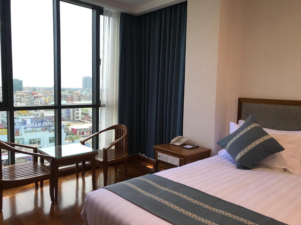 Hotel Dragon Phoenix Mandalay